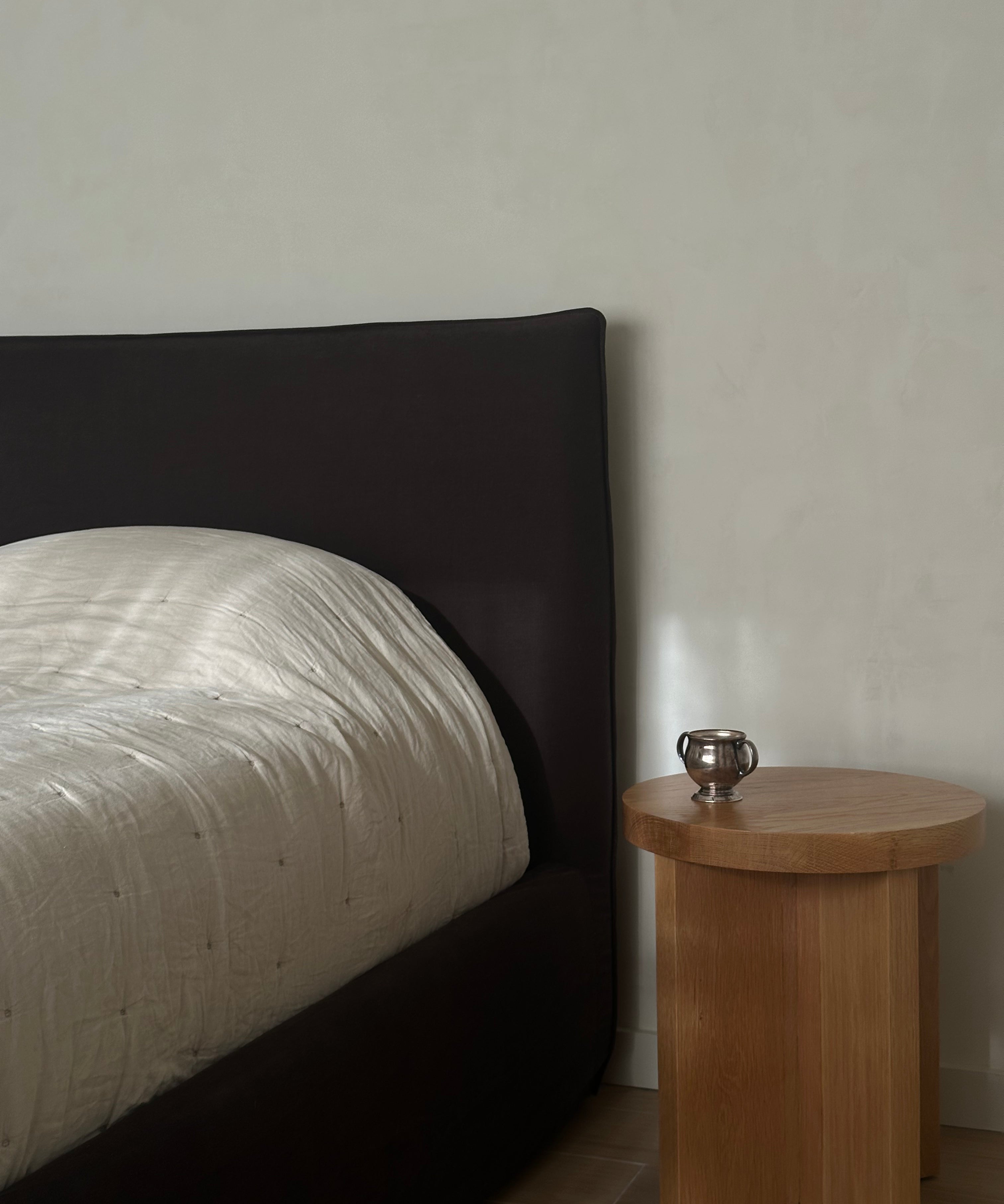 Tera Slipcovered Bed