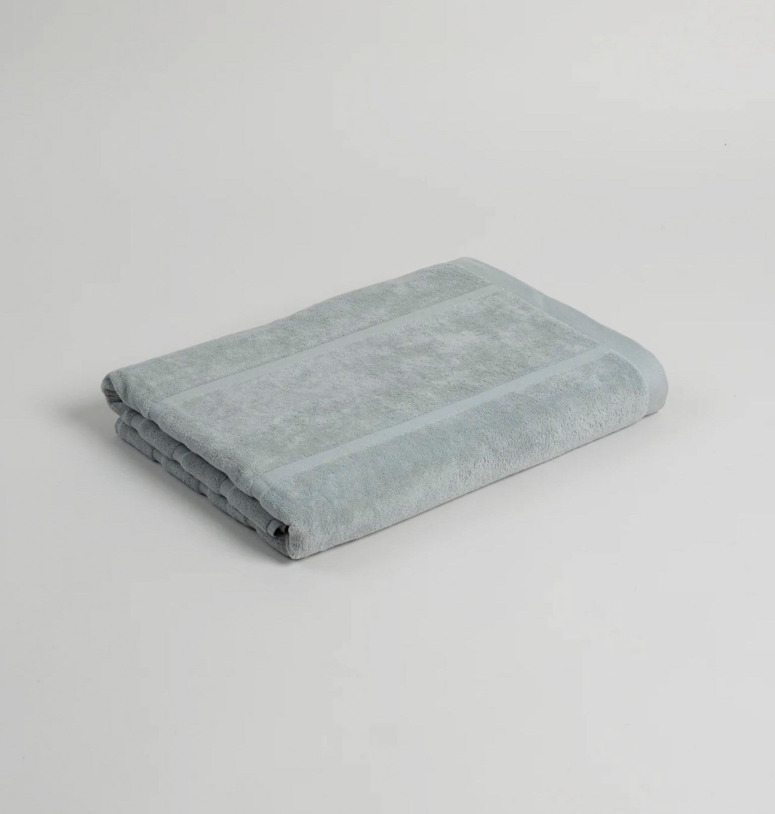 Woodford Towel